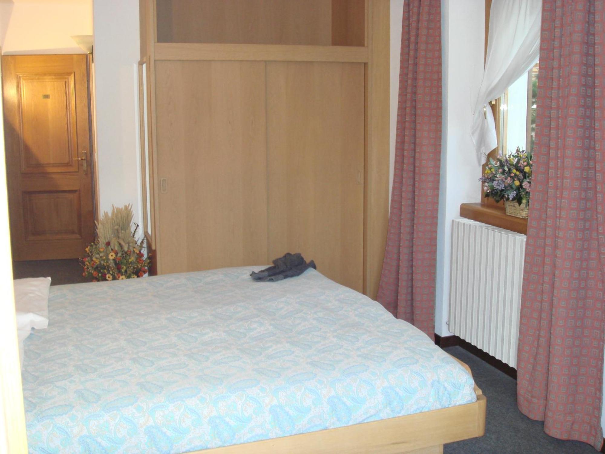 Hotel Derby Bormio Exterior photo