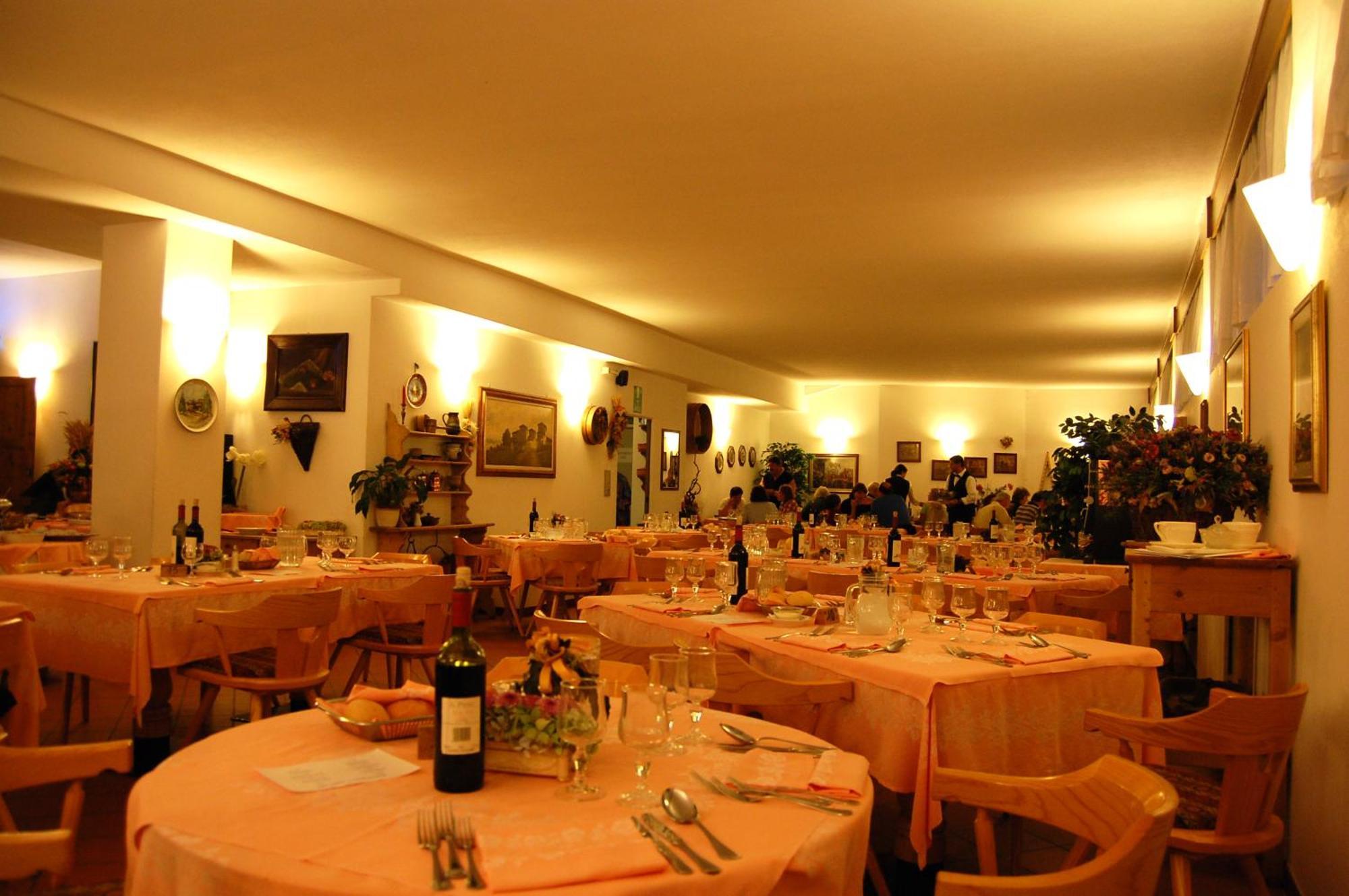 Hotel Derby Bormio Exterior photo