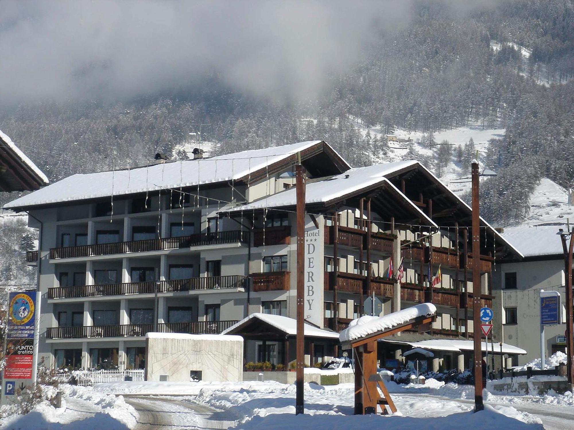 Hotel Derby Bormio Exterior photo
