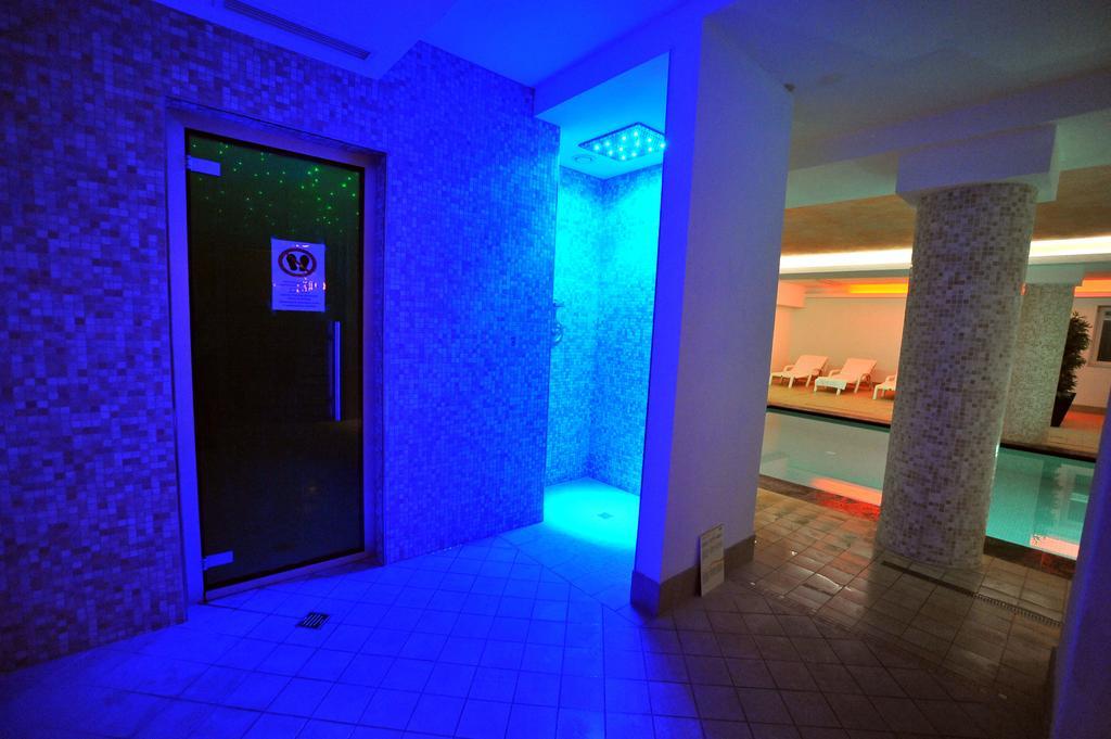 Hotel Derby Bormio Exterior photo