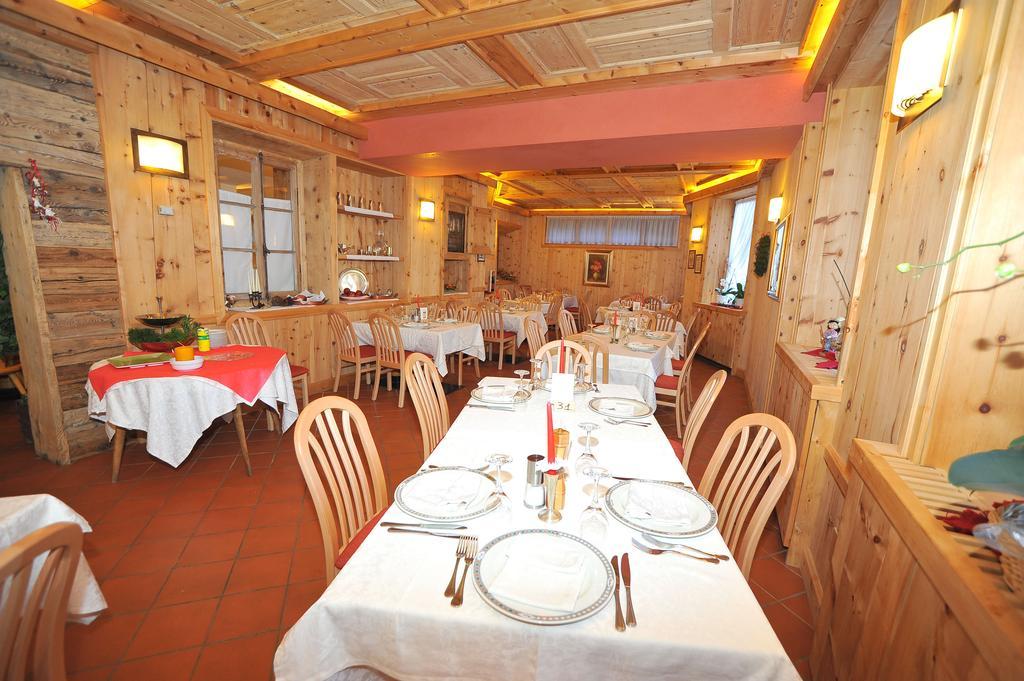 Hotel Derby Bormio Exterior photo